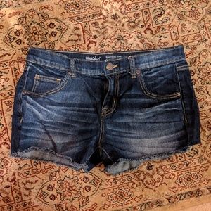 Boyfriend denim shorts